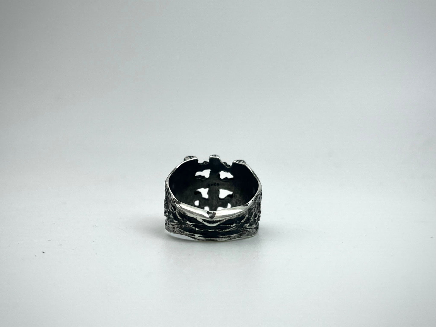 Ash ring